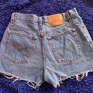 🌞550 Levi’s cut offs🌞